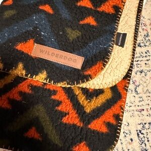 Wilderdog Sherpa Fleece Waterproof Blanket